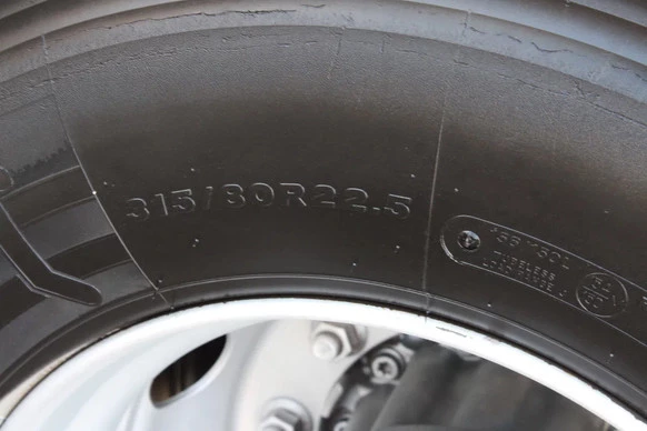 Mercedes-Benz Antos - Afbeelding 15 van 30