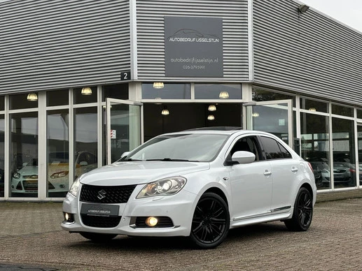 Suzuki Kizashi - Afbeelding 1 van 22