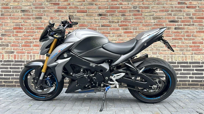 Suzuki GSX