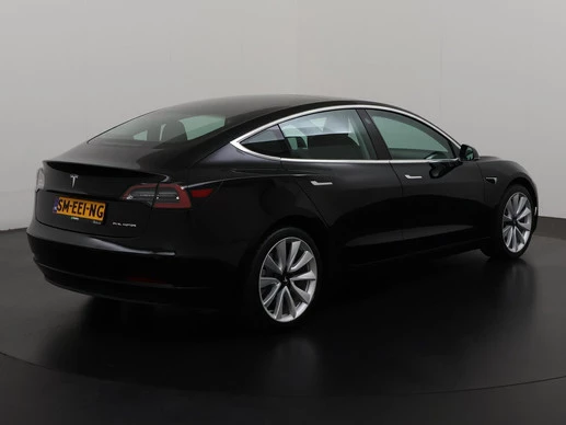 Tesla Model 3 - Afbeelding 4 van 30