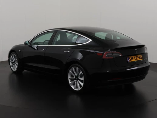 Tesla Model 3 - Afbeelding 6 van 30