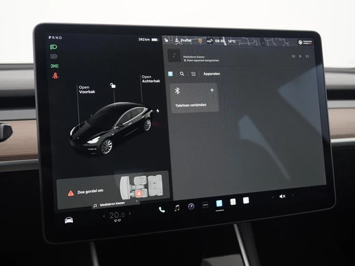 Tesla Model 3 - Afbeelding 15 van 30