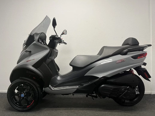 Piaggio MP3 - Afbeelding 12 van 21