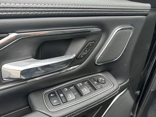 Dodge Ram 1500 - Afbeelding 16 van 30