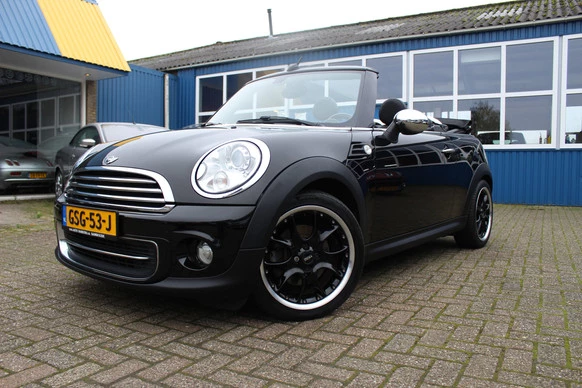 MINI Cabrio - Afbeelding 1 van 30