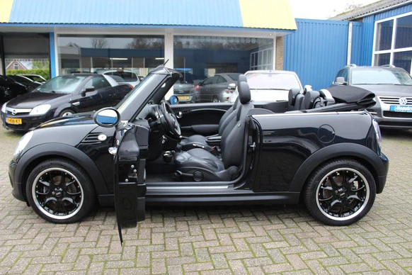 MINI Cabrio - Afbeelding 17 van 30