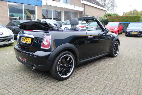 MINI Cabrio - Afbeelding 19 van 30