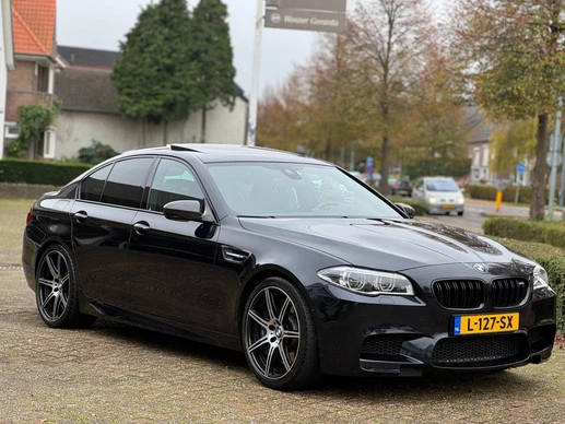 BMW M5 - Afbeelding 2 van 30