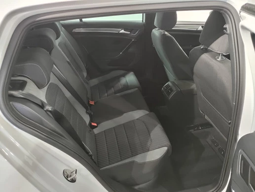 Volkswagen Golf - Afbeelding 11 van 30