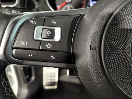 Volkswagen Golf - Afbeelding 13 van 30