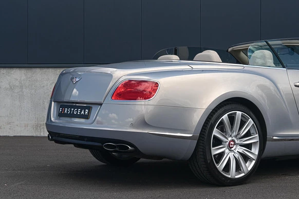 Bentley Continental GT - Afbeelding 9 van 30