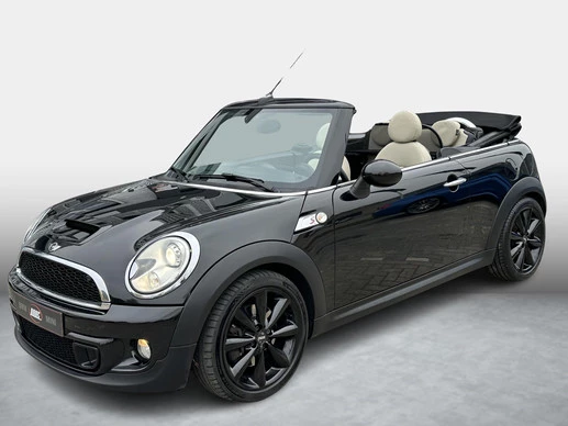 MINI Cooper S Cabrio - Afbeelding 1 van 30