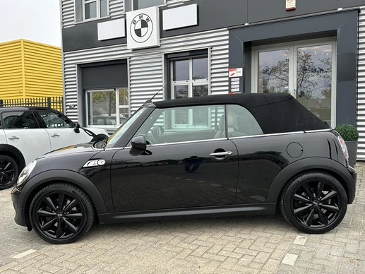 MINI Cooper S Cabrio - Afbeelding 21 van 30