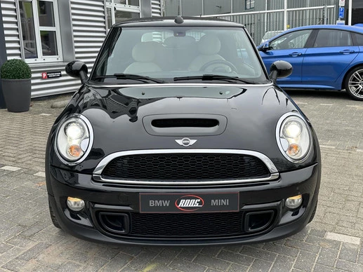 MINI Cooper S Cabrio - Afbeelding 27 van 30