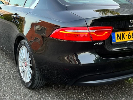 Jaguar XE - Afbeelding 8 van 24