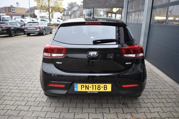 Kia Rio - Afbeelding 14 van 30