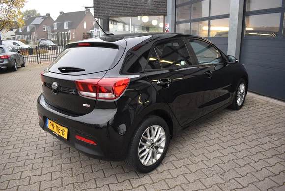 Kia Rio - Afbeelding 16 van 30