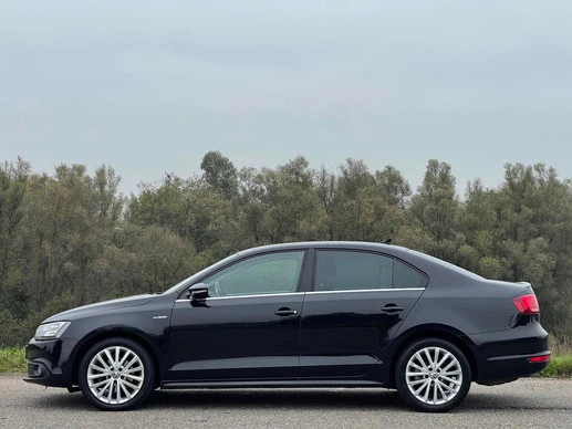 Volkswagen Jetta - Afbeelding 4 van 24