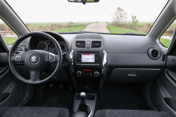 Suzuki SX4 - Afbeelding 20 van 30