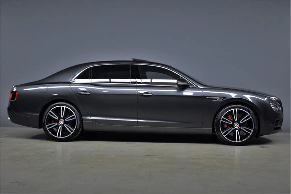Bentley Flying Spur - Afbeelding 15 van 30