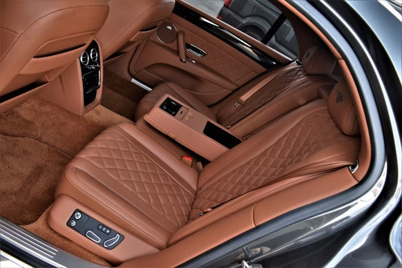 Bentley Flying Spur - Afbeelding 21 van 30