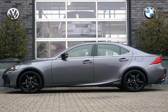 Lexus IS - Afbeelding 2 van 30