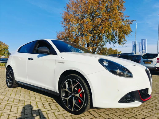 Alfa Romeo Giulietta - Afbeelding 8 van 27