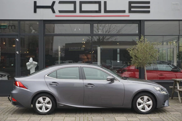 Lexus IS - Afbeelding 3 van 30