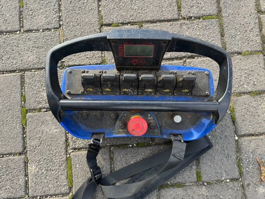 Mercedes-Benz Arocs 4448 - Afbeelding 10 van 30