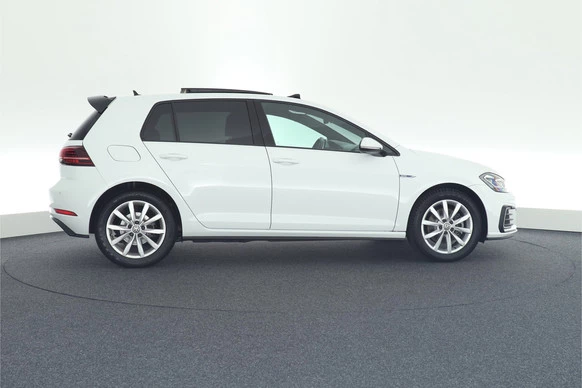 Volkswagen Golf - Afbeelding 10 van 30