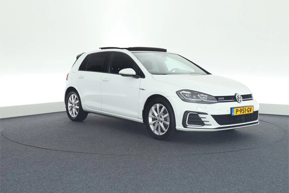 Volkswagen Golf - Afbeelding 11 van 30