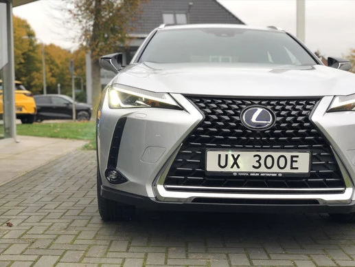 Lexus UX - Afbeelding 8 van 30