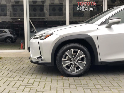 Lexus UX - Afbeelding 13 van 30