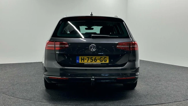 Volkswagen Passat - Afbeelding 7 van 30