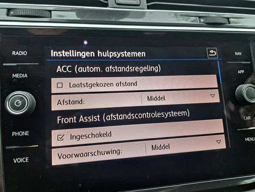 Volkswagen Tiguan - Afbeelding 11 van 30