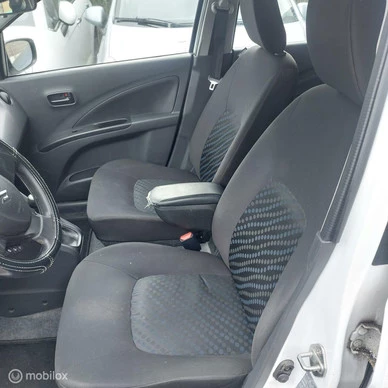 Suzuki Celerio - Afbeelding 21 van 23