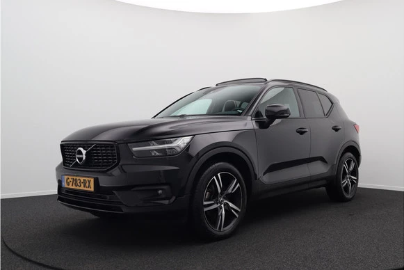 Volvo XC40 - Afbeelding 1 van 30