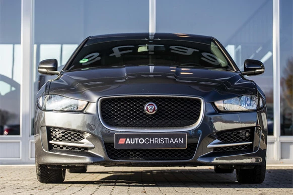 Jaguar XE - Afbeelding 3 van 30