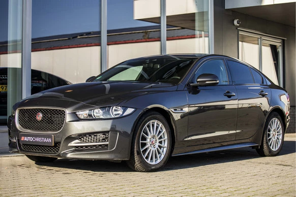 Jaguar XE - Afbeelding 13 van 30