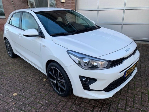 Kia Rio - Afbeelding 1 van 28