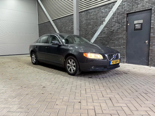 Volvo S80