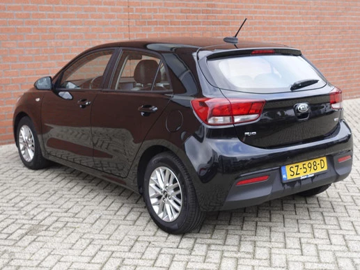 Kia Rio - Afbeelding 8 van 30