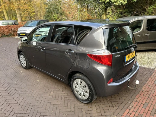 Toyota Verso-S - Afbeelding 10 van 30