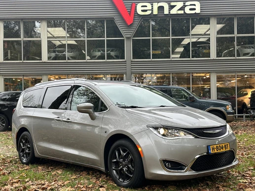 Chrysler Pacifica - Afbeelding 1 van 28