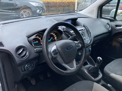 Ford Tourneo Courier - Afbeelding 16 van 20