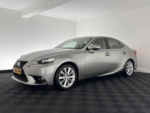 Lexus IS - Afbeelding 3 van 30