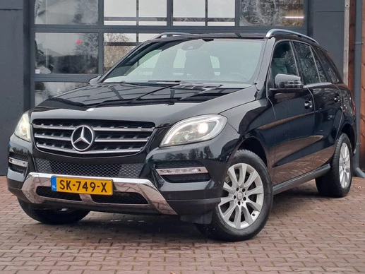 Mercedes-Benz M-Klasse - Afbeelding 1 van 22