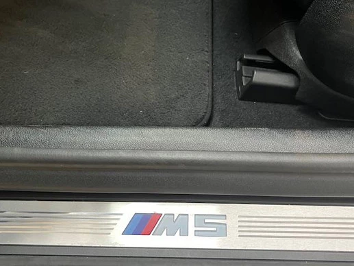 BMW M5 - Afbeelding 21 van 30