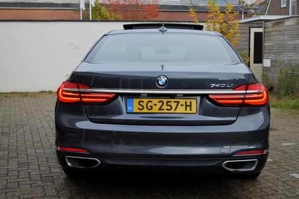 BMW 7 Serie - Afbeelding 21 van 30