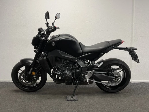 Yamaha MT 09 - Afbeelding 11 van 21